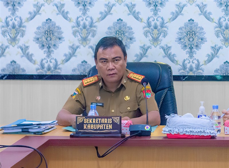 Sekab Banggai Ramli Tongko