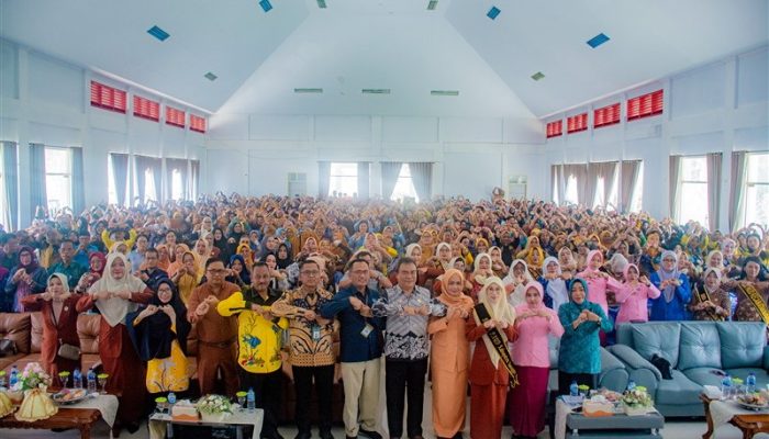 Pj Sekda Banggai Buka Seminar Pendidikan Tahun 2024