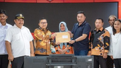 Penyerahan Dokumen Proposal Pemekaran Desa Beriman