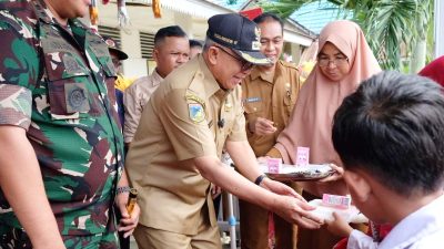 Wabup Banggai Hadiri Pemberian Makanan Bergizi Gratis di Samalore