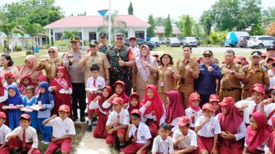 Wabup Banggai Hadiri Pemberian Makanan Bergizi Gratis di Samalore