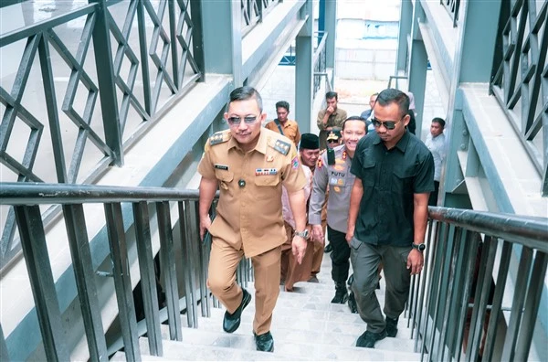 Peninjauan Pasar Modern Simpong