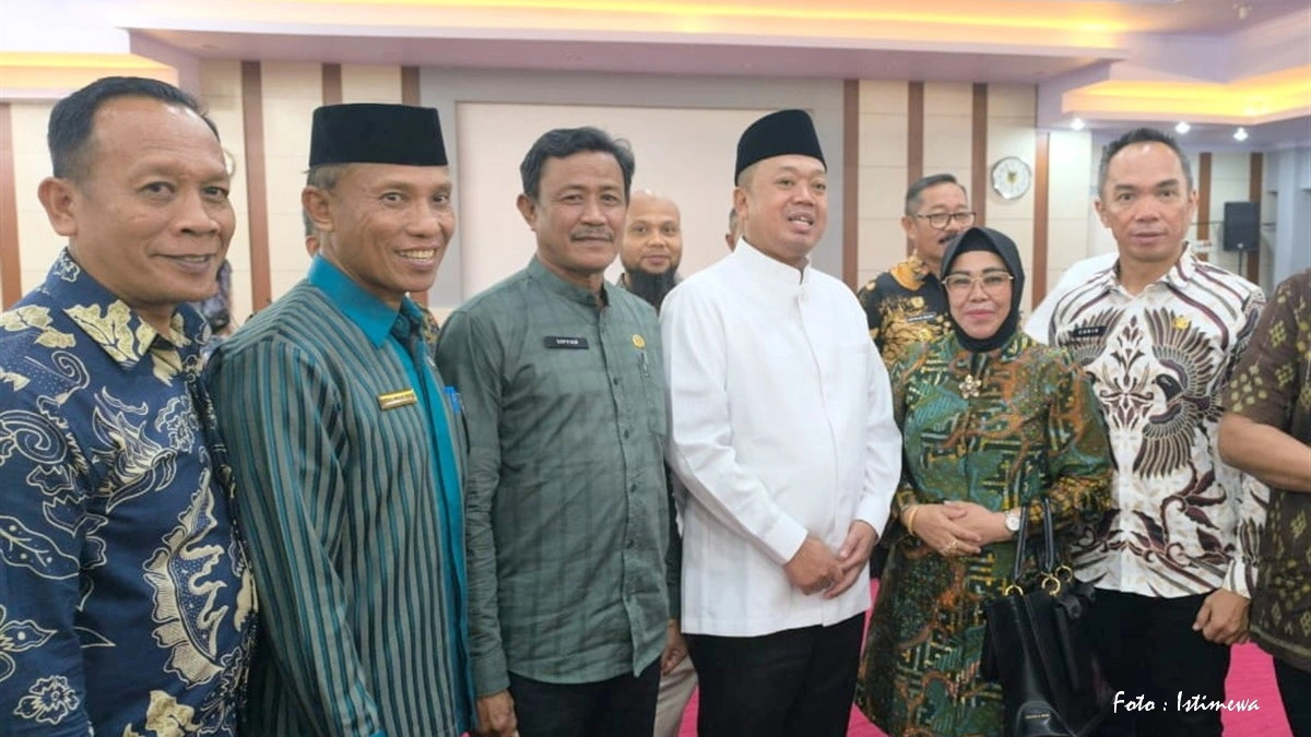 Foto bersama Menteri ATR/BPN RI Nusron Wahid, S.S., M.Si.