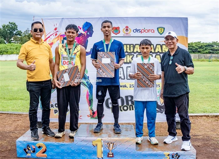 Foto bersama para juara