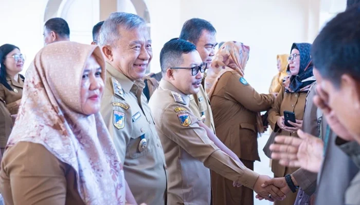 Bupati Banggai Amirudin Pimpin Apel Bersama Awal Masuk Kerja Pasca Cuti Lebaran 1446 H