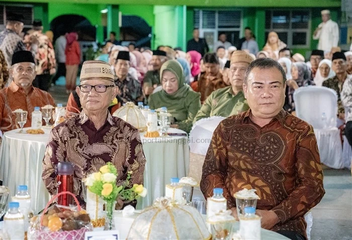 Pj Sekda Banggai bersama Bupati Bone Bolango
