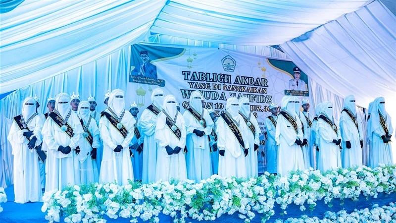 Wisuda Tahfidz Al-Qur'an Angkatan Ke-3 Pondok Pesantren Tahfidzul Qur'an Assunnah Pandanwangi Kecamatan Toili Barat