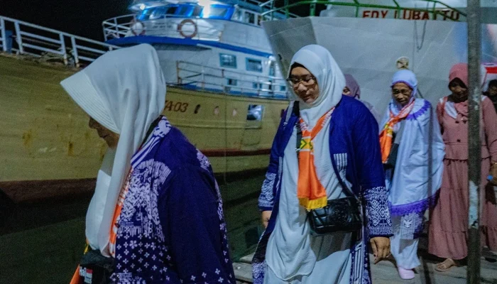 25 Calon Jamaah Haji Kabupaten Banggai Kepulauan Tahun 2025 Tiba Di Luwuk