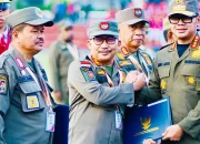 Retret Kepala Daerah Gelombang Kedua Selesai, Bupati Banggai & Wabup Terima Sertifikat dan Pin Kehormatan