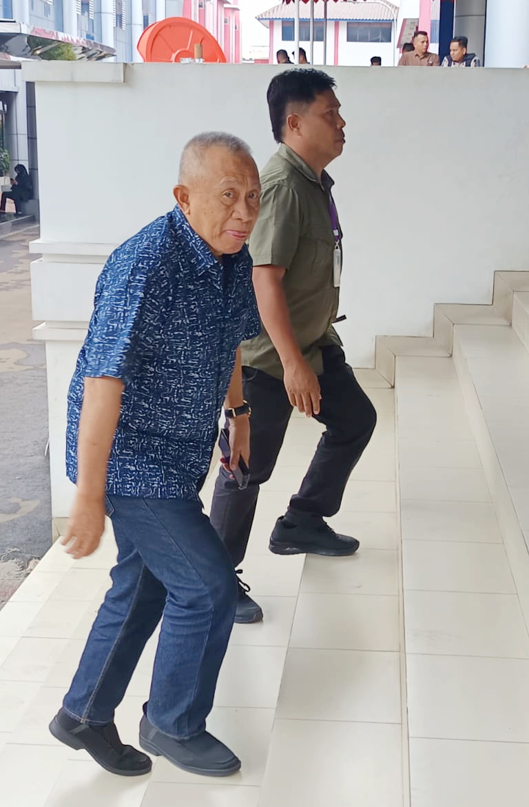 Wakil Bupati Banggai Drs. H. Furqanuddin Masulili, M.M.