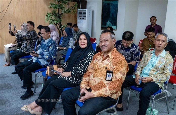 Asisten di lingkup Setda Kabupaten Banggai dan sejumlah Pimpinan OPD.