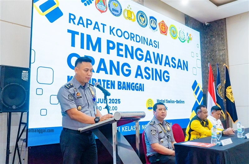 Sambutan Kepala Kantor Imigrasi Kelas II Non TPI Banggai yang diwakili oleh Kepala Seksi Intelejen dan Penindakan Keimigrasian Galih Nur Rahartadi selaku Plh. Kepala Kantor. 