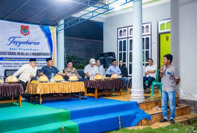 Khasirin, seorang tokoh pemuda yang tergabung dalam Tim Relawan AT-FM Desa Sumber Mulya.