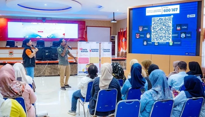 Pj Sekda Kabupaten Banggai Ramli Tongko Buka Sosialisasi Edukasi Keuangan Digital QRIS