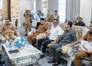 Bupati Banggai H. Amirudin Pimpin Rapat Rutin Unsur Forkopimda