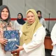 Asisten Pemerintahan dan Kesra Setda Kabupaten Banggai Hj. Nurdjalal, S.H. menerima Dokumen Rencana Aksi Penanggulangan Kemiskinan (RAT) Tahun 2025 dan Laporan Program Penanggulangan Kemiskinan Daerah (LP2KD) Tahun 2024 Kabupaten Banggai.