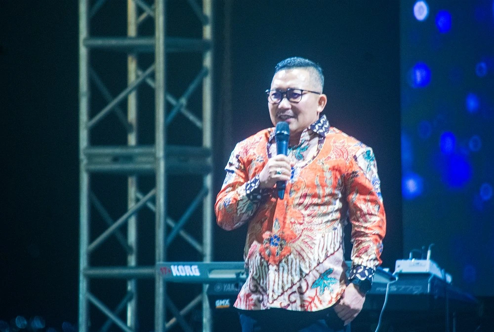 Bupati Banggai H. Amirudin