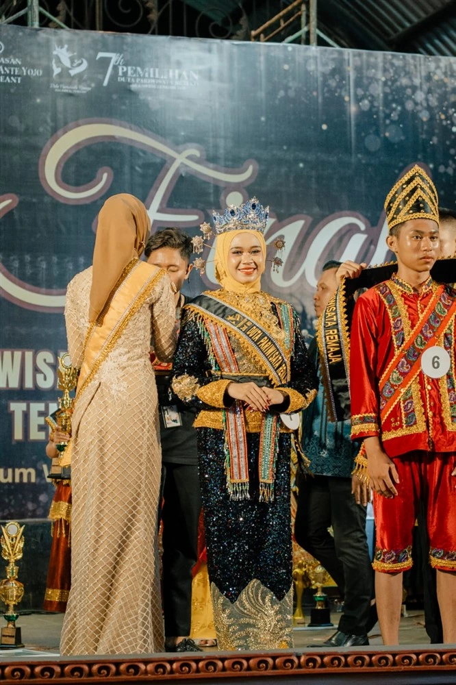 Fadyah Nurul Inayah Raih Second Runner Up Duta Pariwisata Remaja Sulteng 2026
